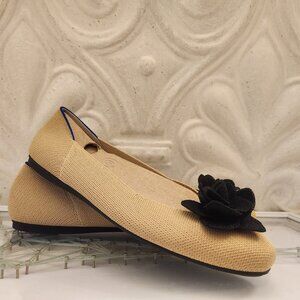 Rothy's Round Toe Flower Flats. NWOT. Size 10. Tan/Black